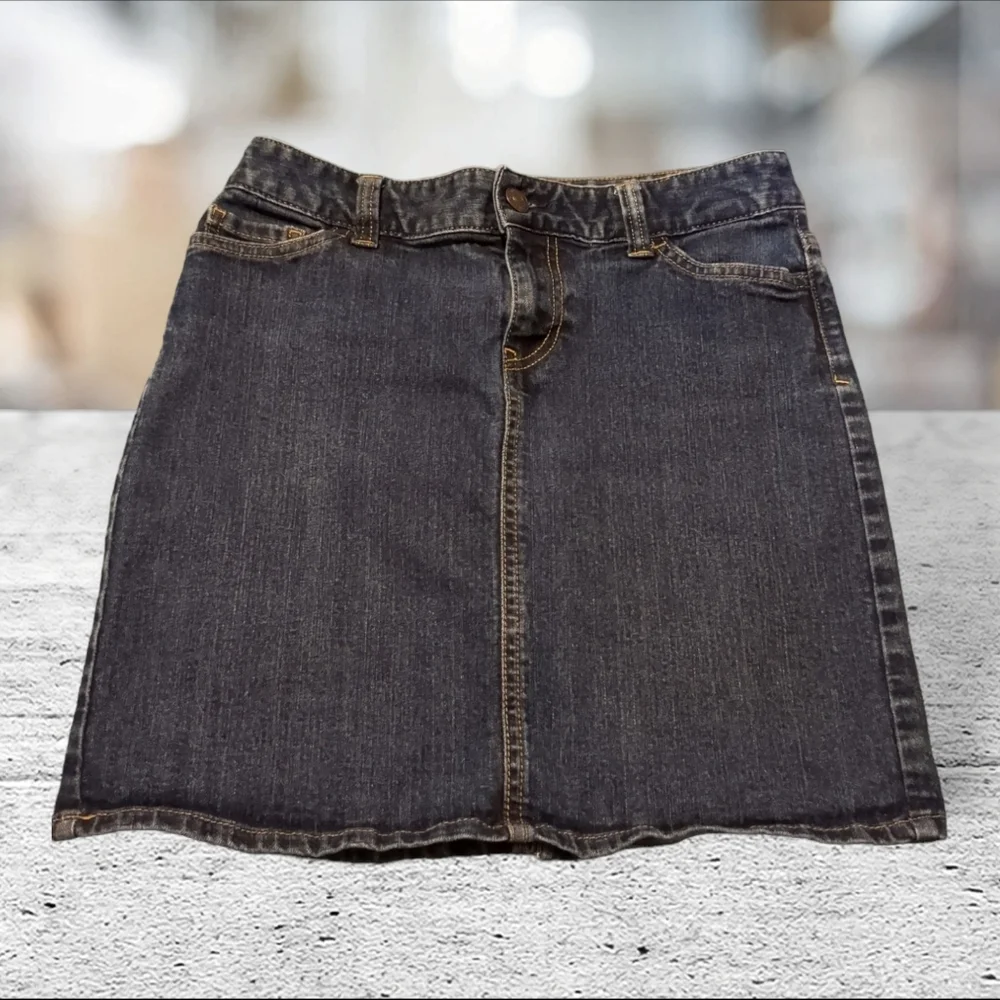 Tommy Hilfiger short denim skirt size 2 - Picture 6 of 13